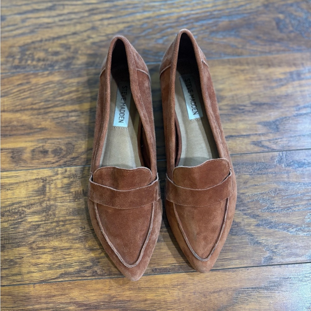 Steve Madden Women's Tan Suede Flats